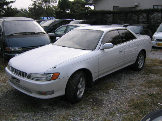1995 Toyota Mark II Photos