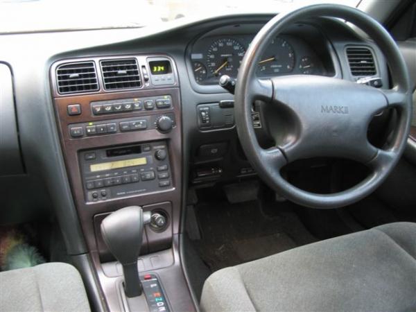 1995 Toyota Mark II Pics