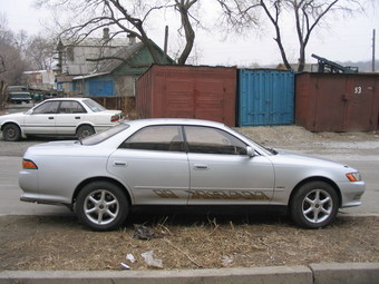 1996 Toyota Mark II Images