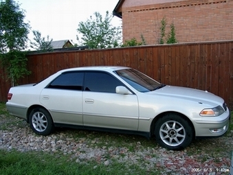1996 Toyota Mark II Pictures