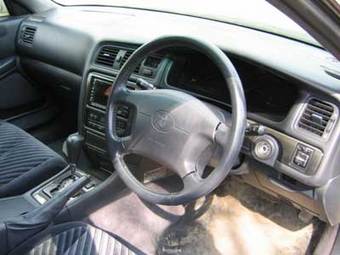 1998 Toyota Mark II Photos