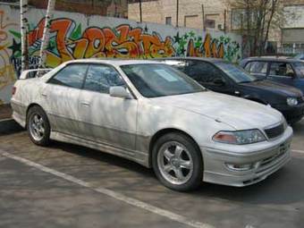 1998 Toyota Mark II Pictures