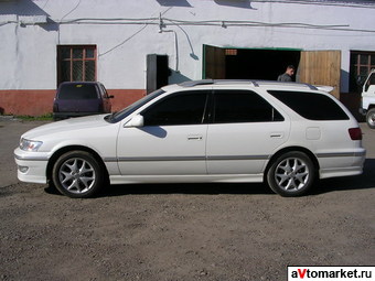 1998 Toyota Mark II Pictures