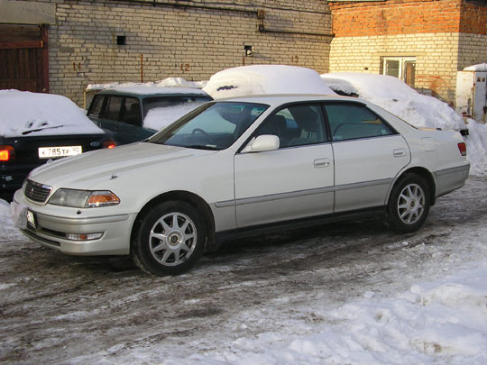 1998 Toyota Mark II Pictures