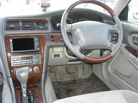 1998 Toyota Mark II Pictures