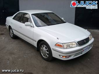 1998 Toyota Mark II Photos