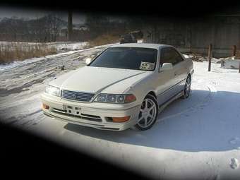 1998 Toyota Mark II Photos