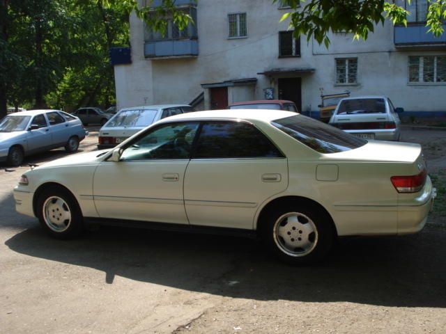 1999 Toyota Mark II