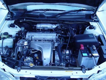1999 Toyota Mark II Photos