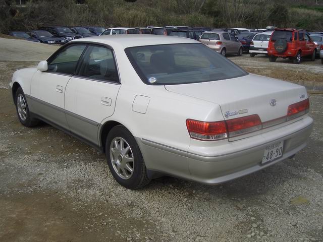 1999 Toyota Mark II Pictures