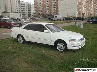 1999 Toyota Mark II Pics