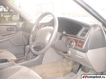 1999 Toyota Mark II Pictures