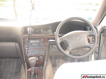 1999 Toyota Mark II Pictures