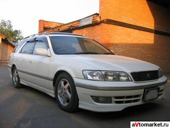 1999 Toyota Mark II Photos