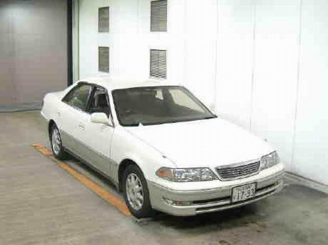 1999 Toyota Mark II Pictures