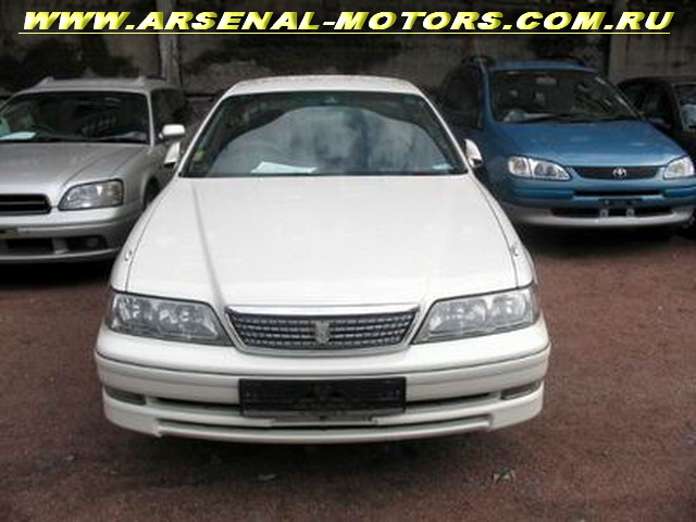 1999 Toyota Mark II Photos