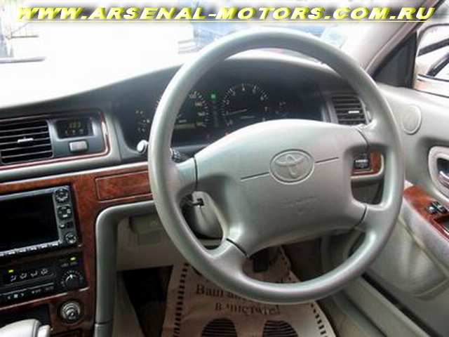 1999 Toyota Mark II Pictures