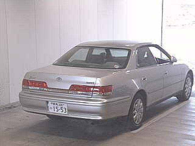 1999 Toyota Mark II Photos