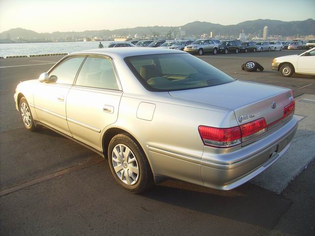 1999 Toyota Mark II Pics