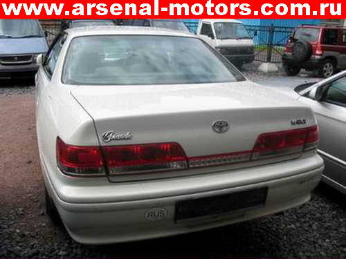 1999 Toyota Mark II Pictures