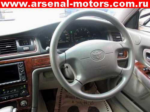 1999 Toyota Mark II Photos