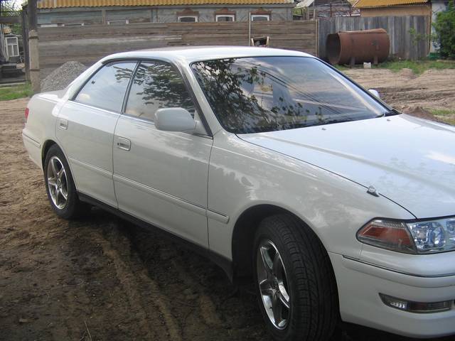 2000 Toyota Mark II