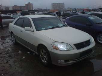 2000 Toyota Mark II