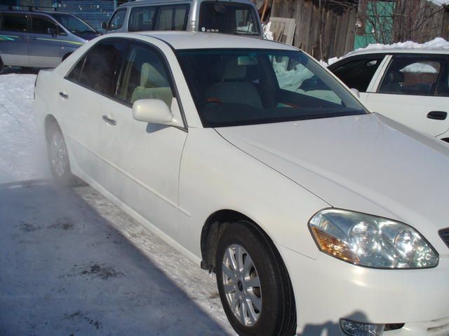 2000 Toyota Mark II