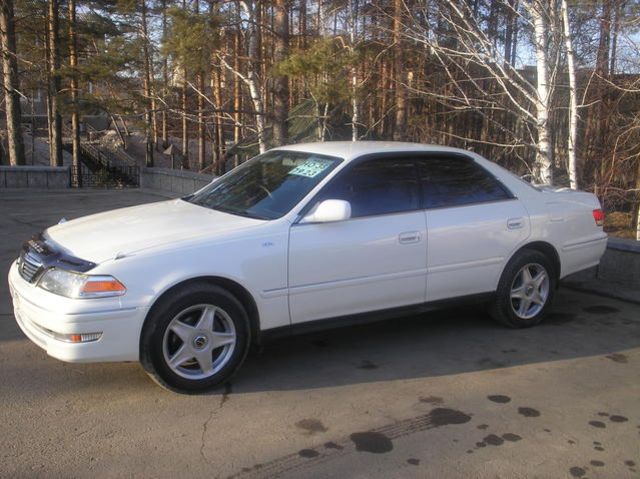 2000 Toyota Mark II