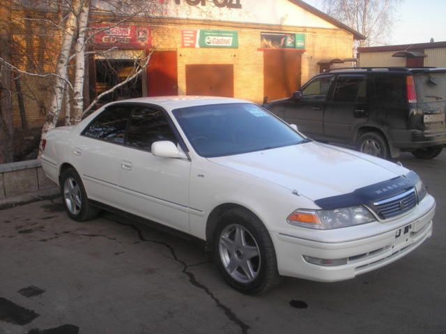 2000 Toyota Mark II