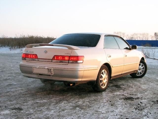 2000 Toyota Mark II