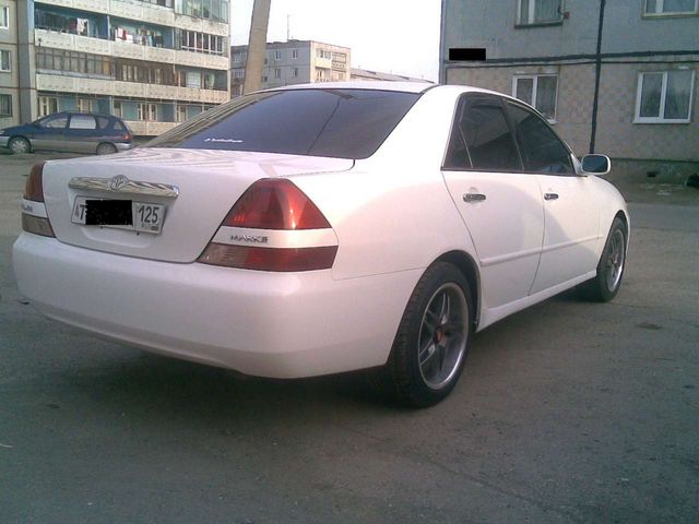 2000 Toyota Mark II