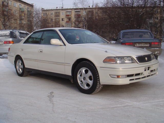 2000 Toyota Mark II