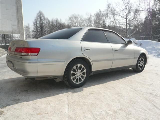 2000 Toyota Mark II