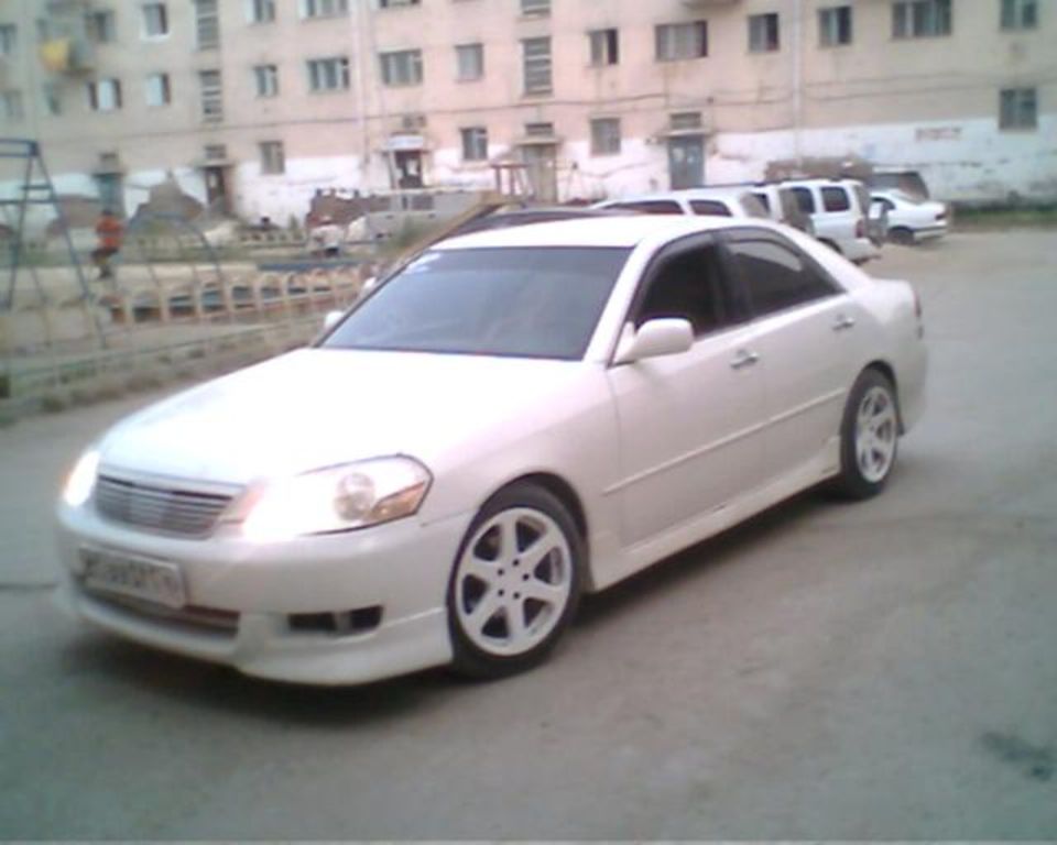 2000 Toyota Mark II