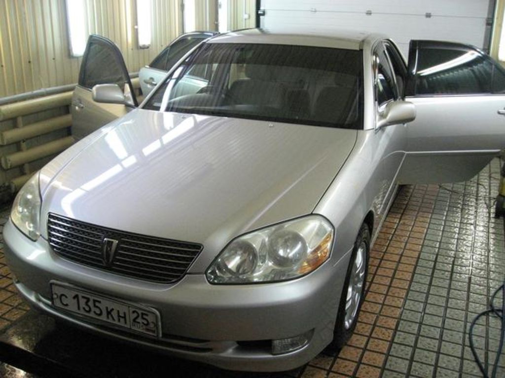 2000 Toyota Mark II