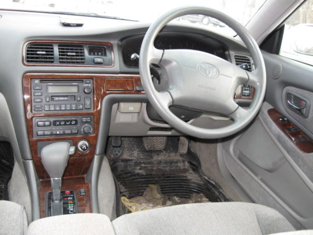2000 Toyota Mark II