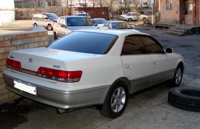 2000 Toyota Mark II