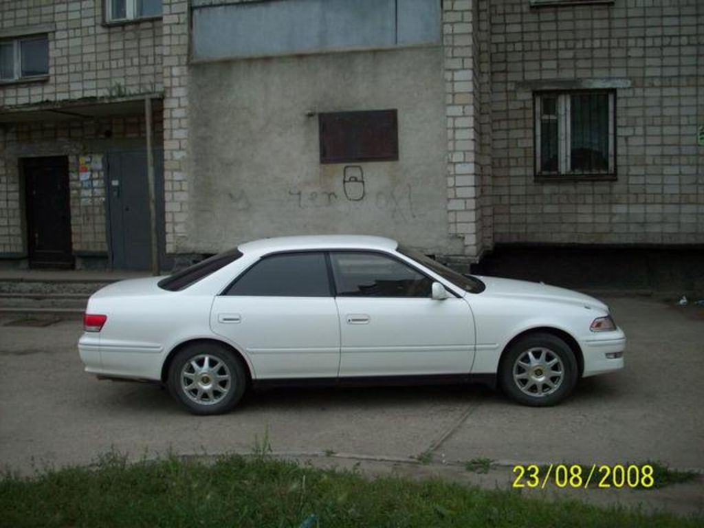 2000 Toyota Mark II