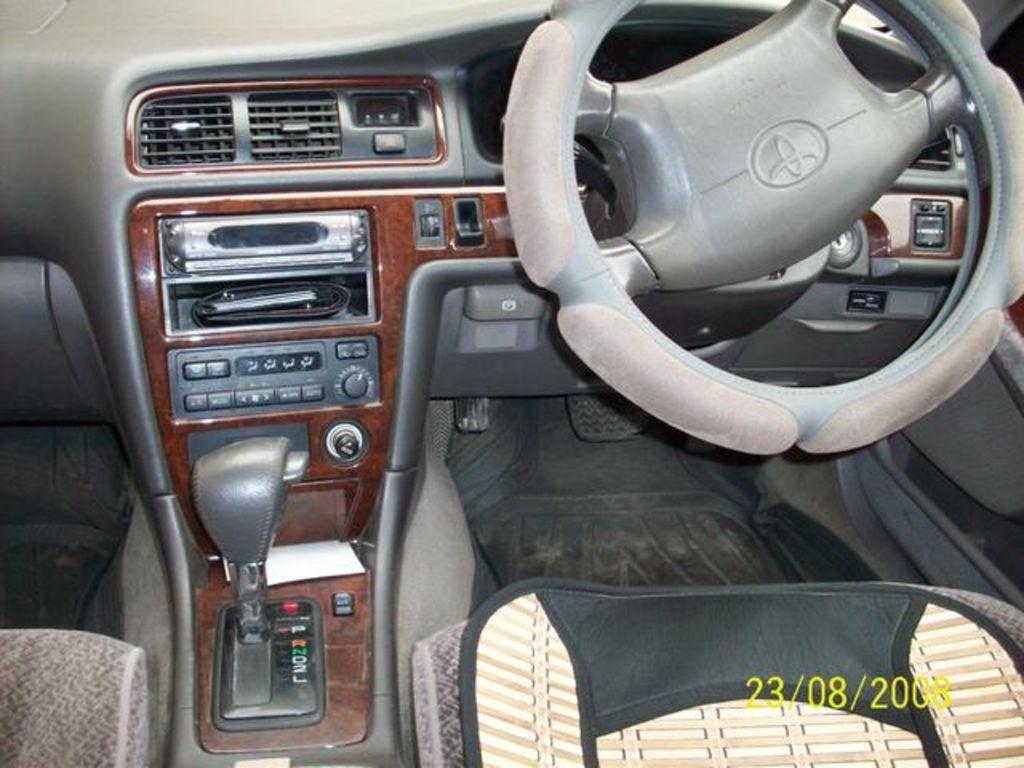 2000 Toyota Mark II