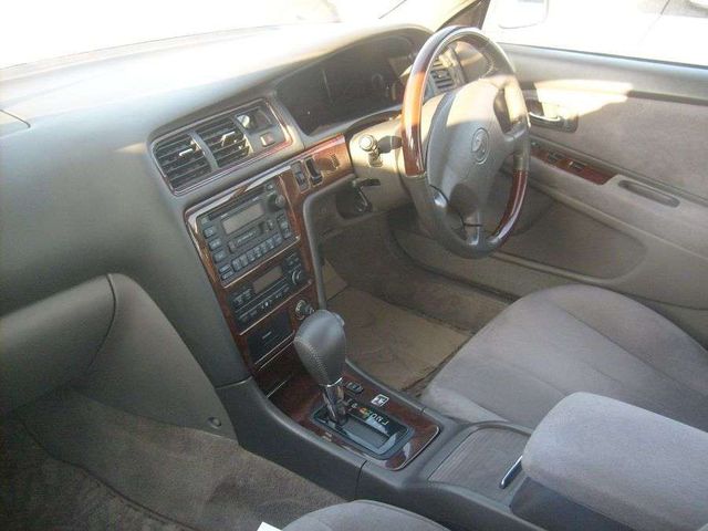 2000 Toyota Mark II