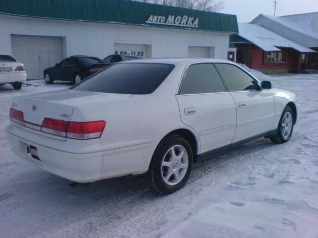 2000 Toyota Mark II