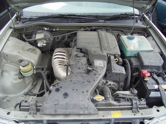 2000 Toyota Mark II Photos