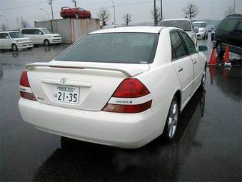 2000 Toyota Mark II Pictures