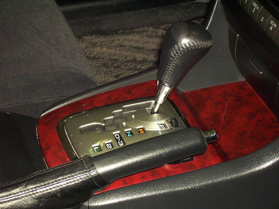 2000 Toyota Mark II Pictures