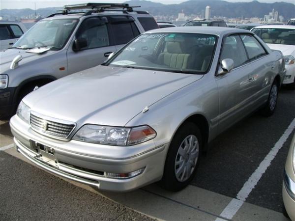 2000 Toyota Mark II Photos