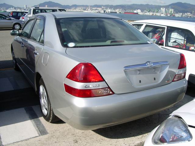 2000 Toyota Mark II Images