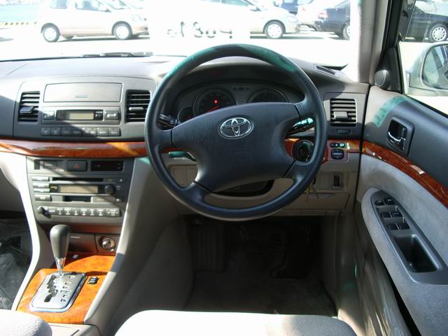 2000 Toyota Mark II Pictures