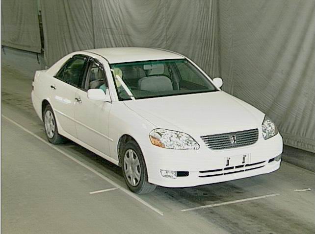 2000 Toyota Mark II Pictures