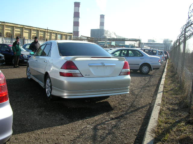 2000 Toyota Mark II Pictures
